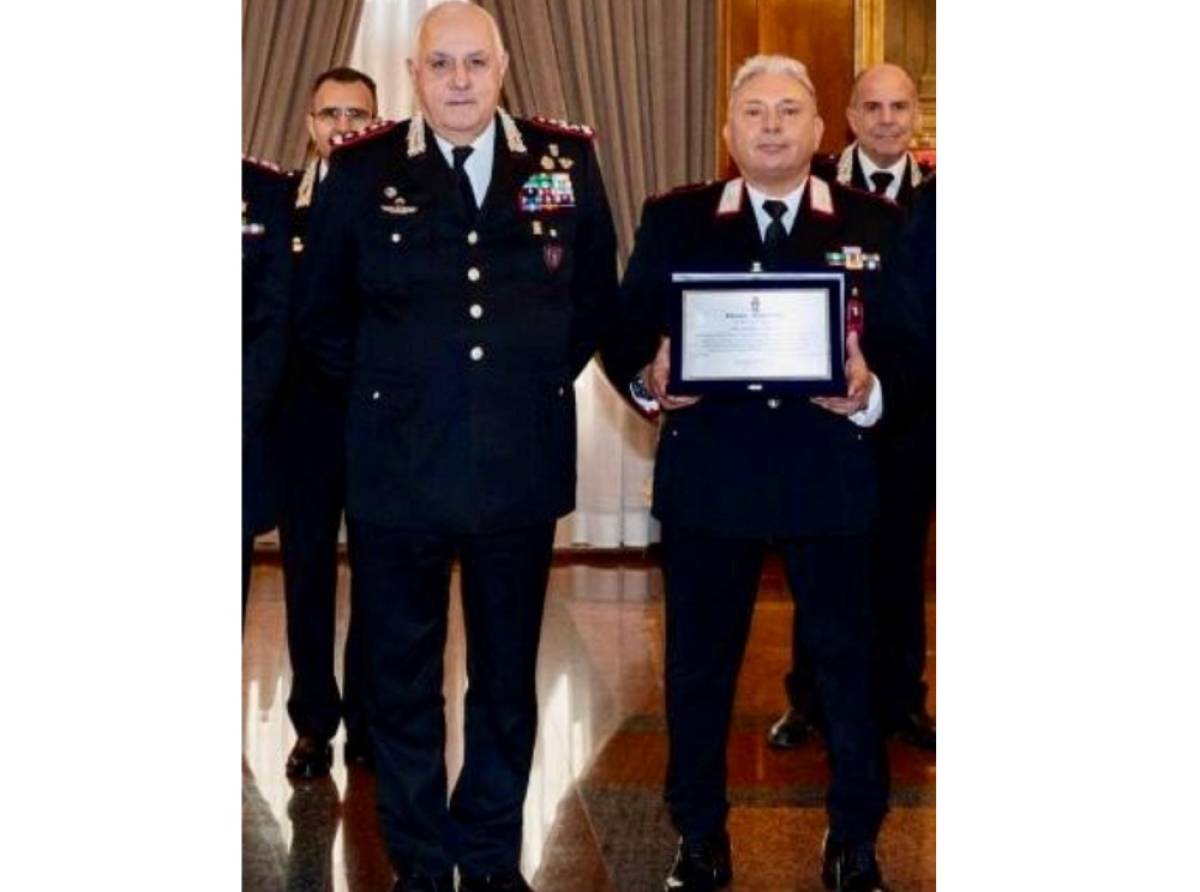 "Premio Ambiente" al maresciallo maggiore Alessandro Sunseri, comandante della stazione Torino Barriera Piacenza